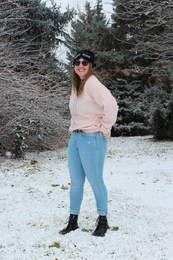 STYLE ADVICE OF THE WEEK: Glow in the Snow