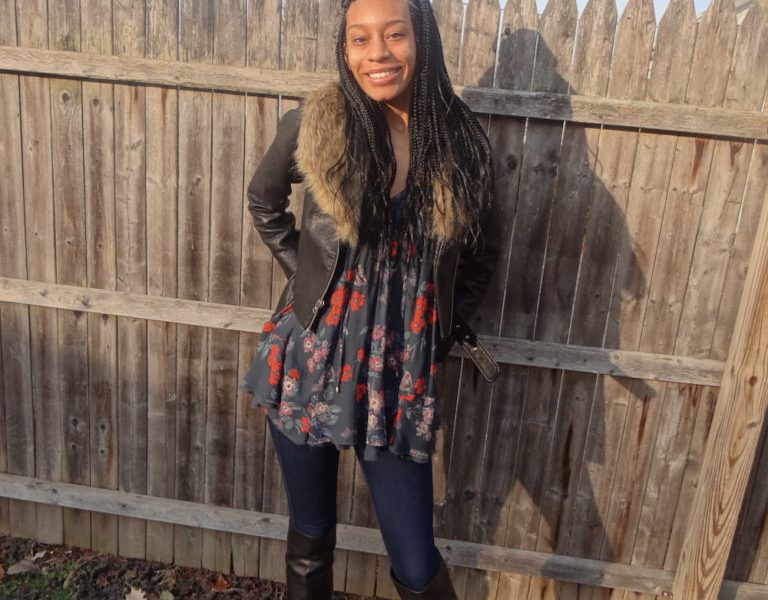 STYLE GURU BIO: Mikala Mahoney 1
