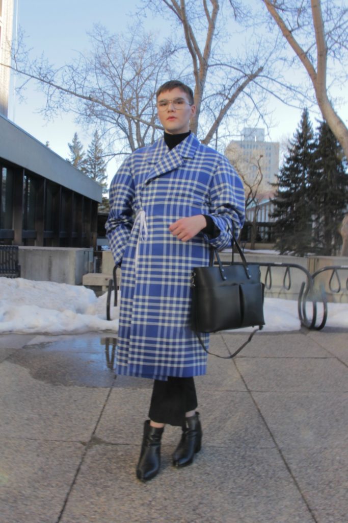 ALL IN THE DETAILS: Balancing Bold Pieces