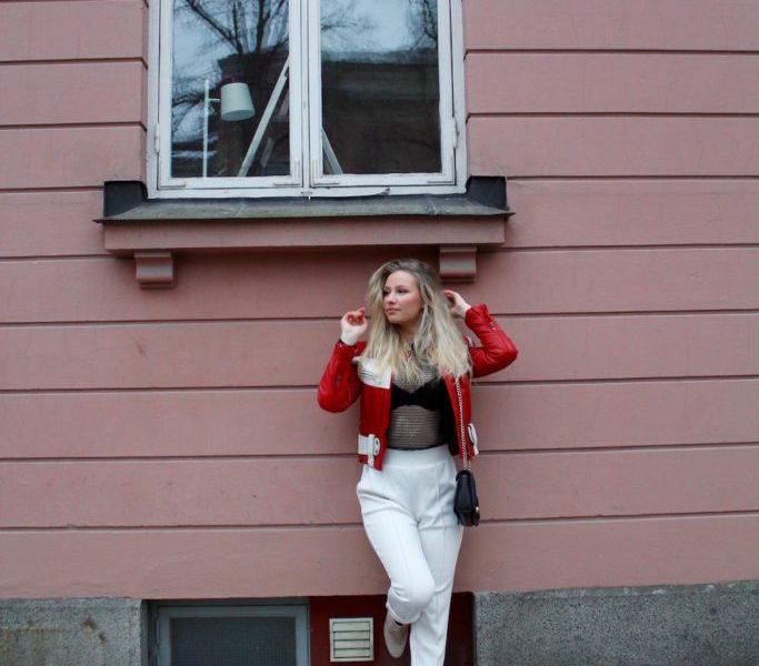 STYLE GURU BIO: Juulia Olkkonen 1