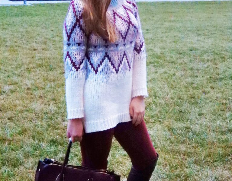 WHAT TO WEAR: Winter Blues and Burgundy Hues 1