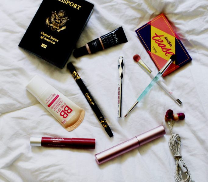 5 Tips and Tricks to Look Gorgeous in the Airport 1