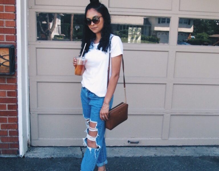3 Ways to Style Birkenstocks 1