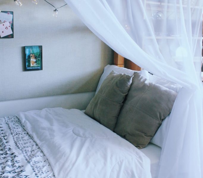 How to Spice Up Your College Dorm 1