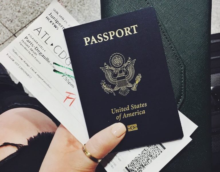 The 5 Best Things to Pack If You're Studying Abroad 1