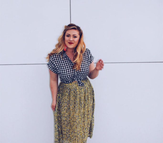 A Modern Take on a Retro '50s Style 1