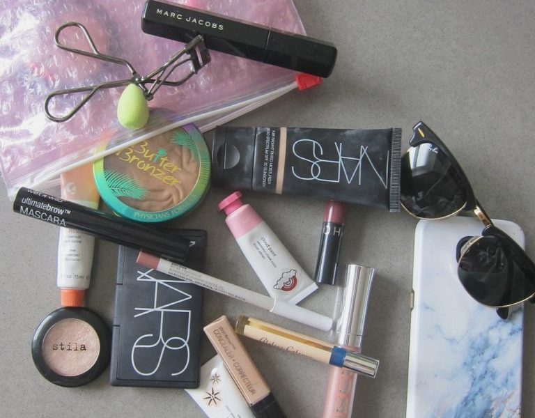 Full Makeup Routine While On the Go 1