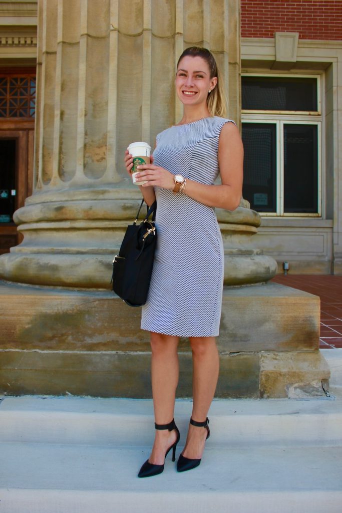 Top Ways to Keep Your Professional Attire Classy and Fabulous