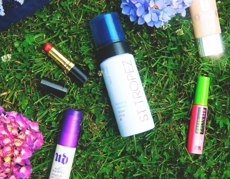 Top 5 Products for a Sweat-Proof Summer Look 1