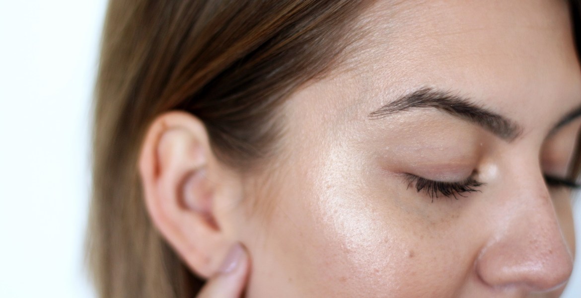 A Step-by-Step Guide to "No Makeup" Makeup 1