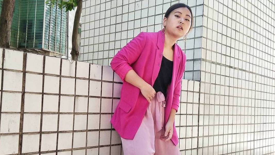 Literally Everyone Can Try This Easy Styling Trick 1 pink blazer and pants