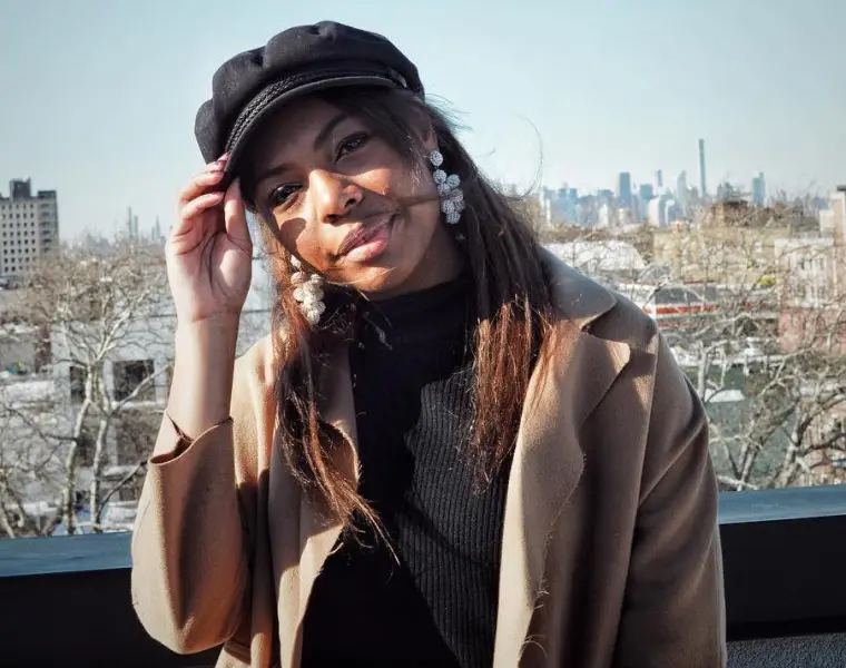 how to wear a baker boy hat