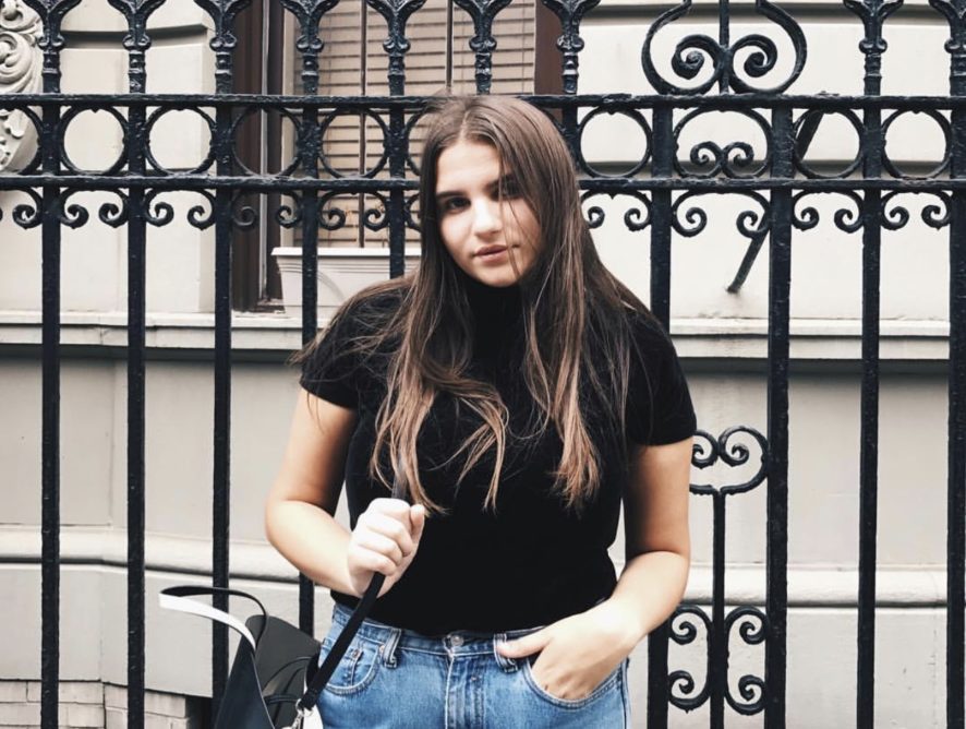 6 Outfit Formulas to Try When You Just Want to Wear Your Favorite Pair of Jeans Again
