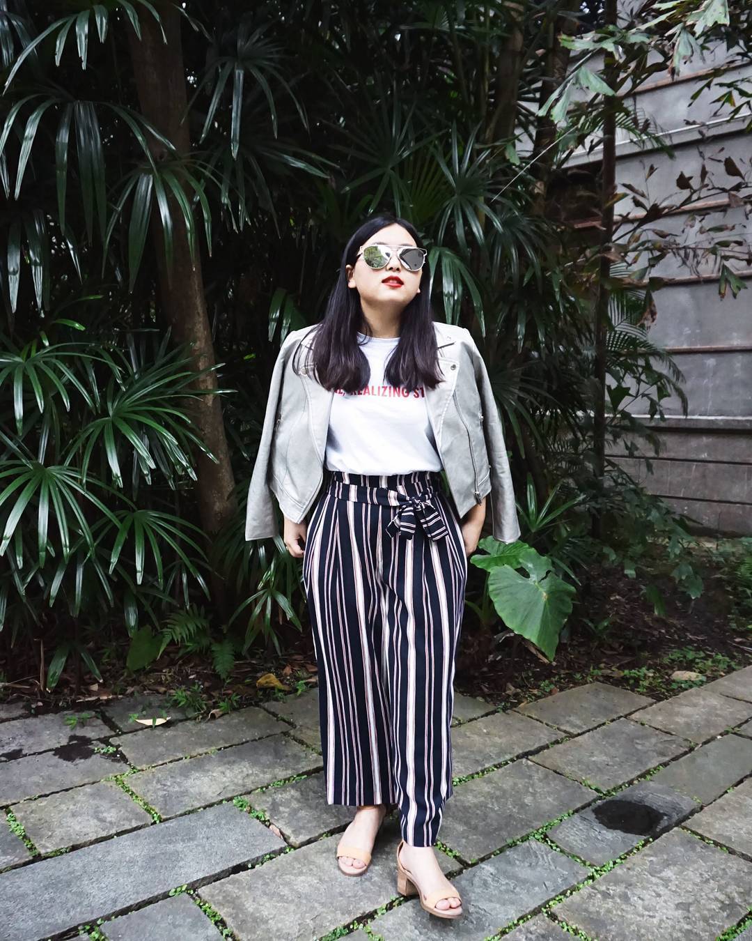 6 New Changes to My site + Stripe Wide Leg Pants - Dawn P. Darnell | Striped  wide leg pants, Wide pants outfit, Stripped pants outfit