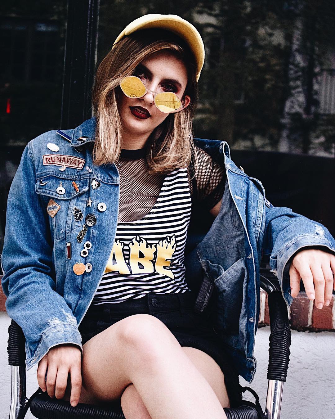 6 Fishnet Outfits to Help You Live Your Madonna Moment 8 Fishnet Shirt Under Tank Outfit