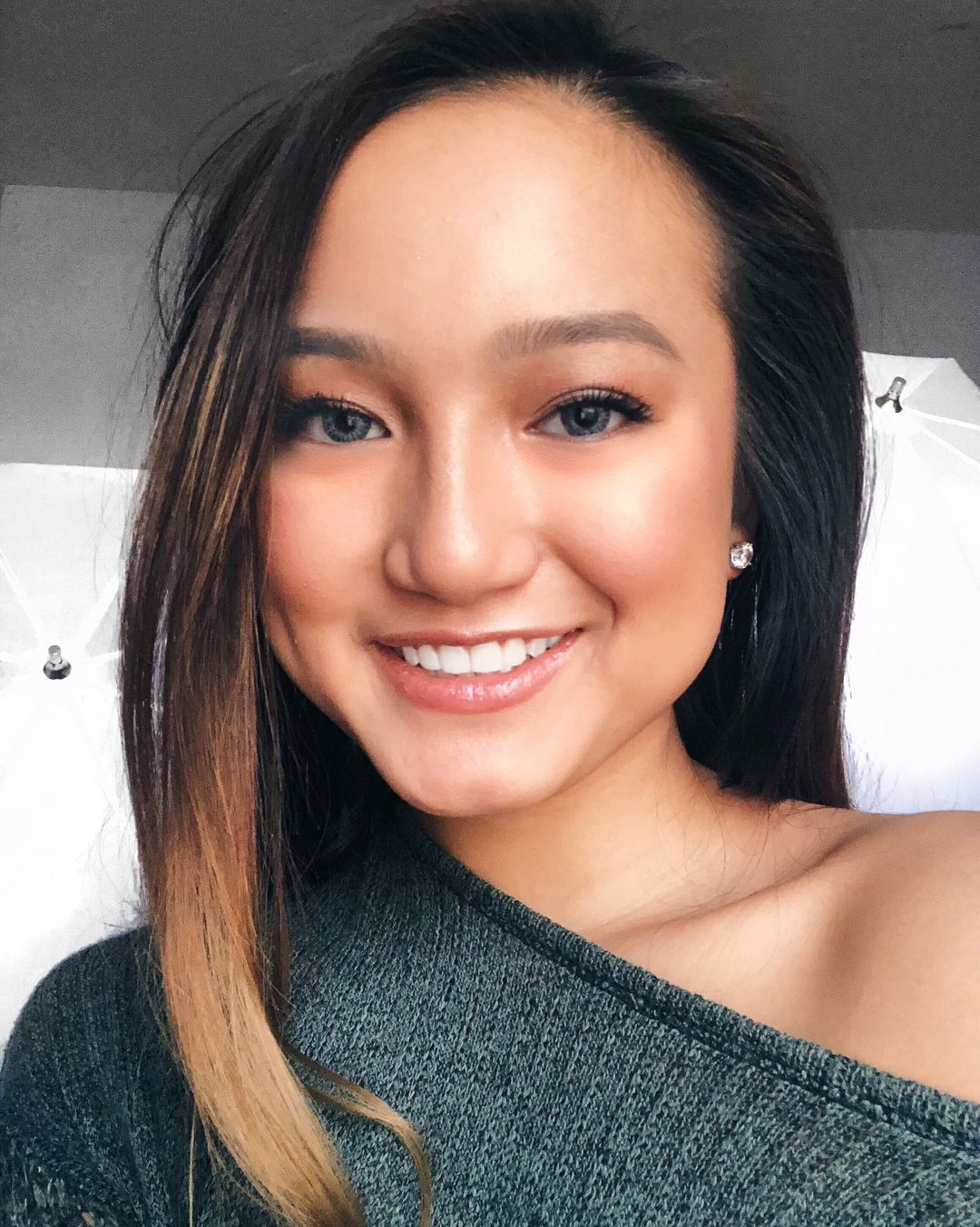 How to Do Bronzed Highlighter