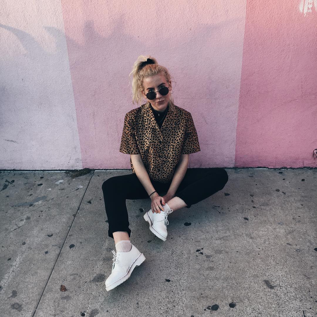 Wear a Leopard Shirt With Black Jeans for an Easy Class Outfit