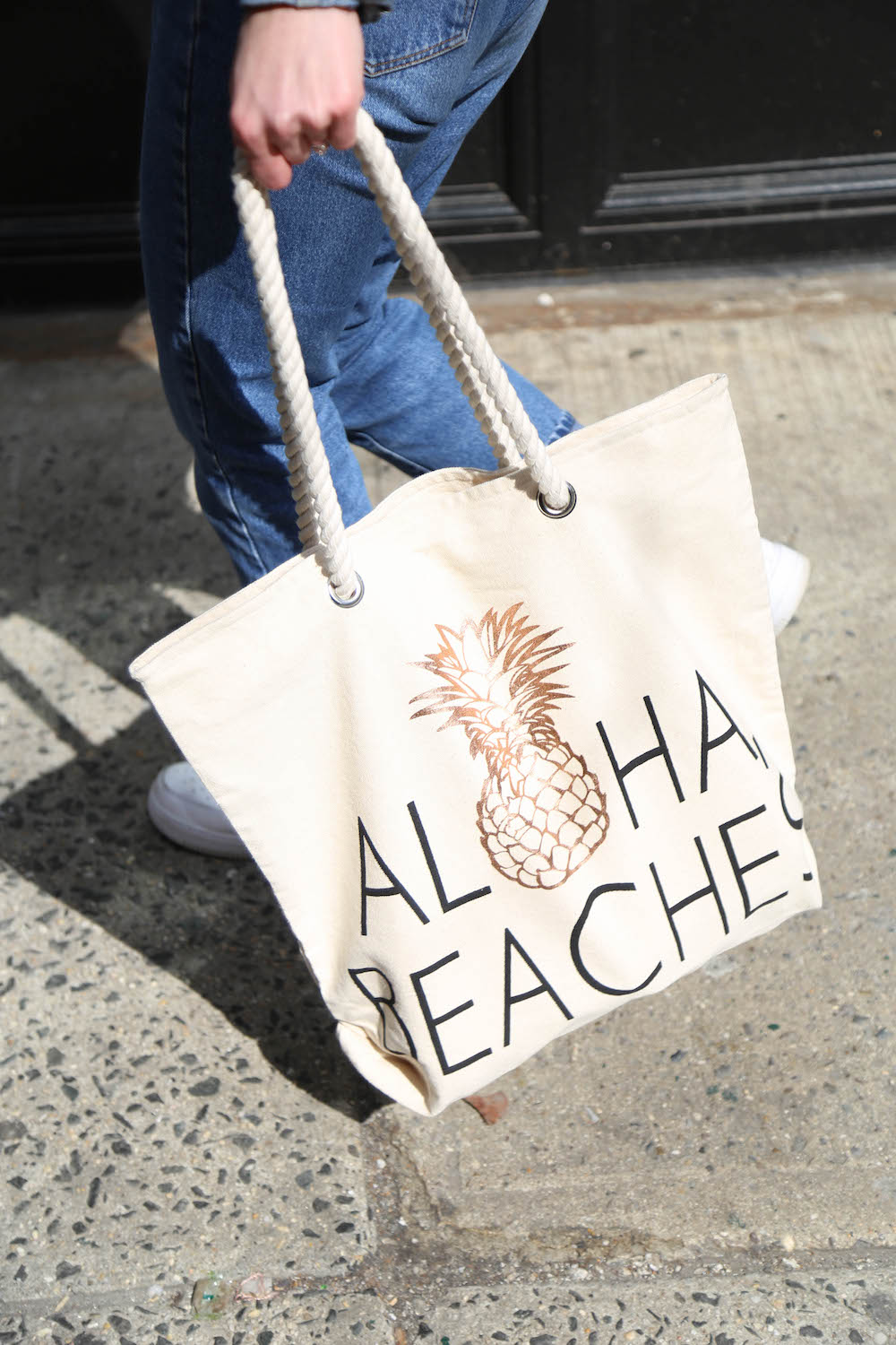5 Spring Break Essentials to Throw in Your Carry-On 9