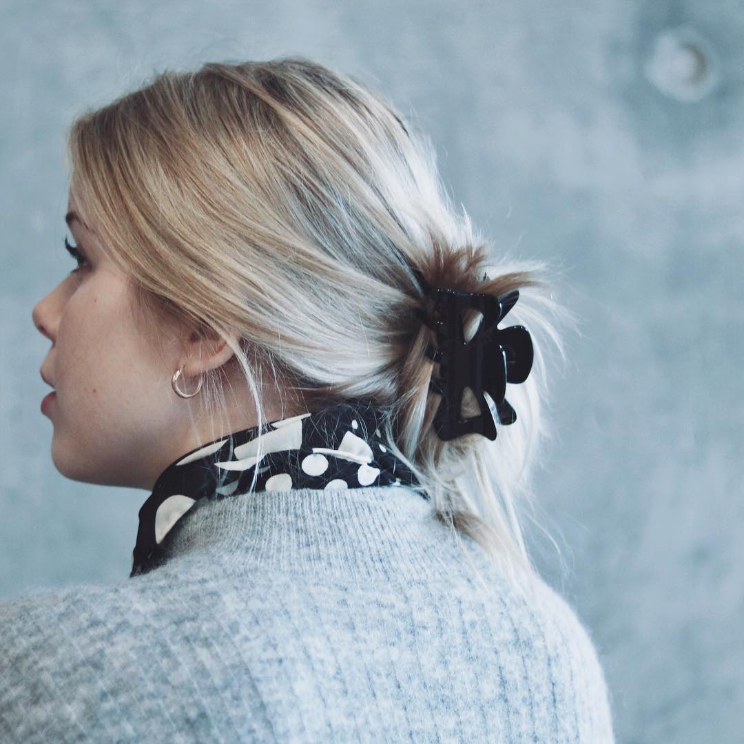Give Your Hair a Break with These 8 Heat-Free Hairstyles 9 Hair Clip Hairstyle Without Heat