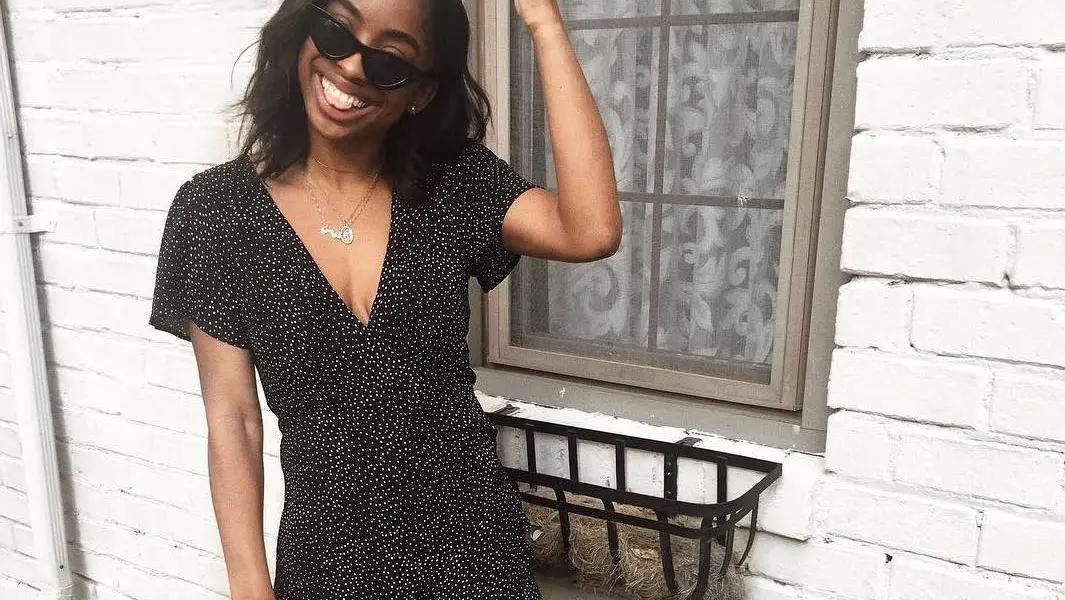 Hold Up—These Kentucky Derby Outfit Ideas Are Actually So Chic 1 Black Wrap Dress Kentucky Derby Outfit