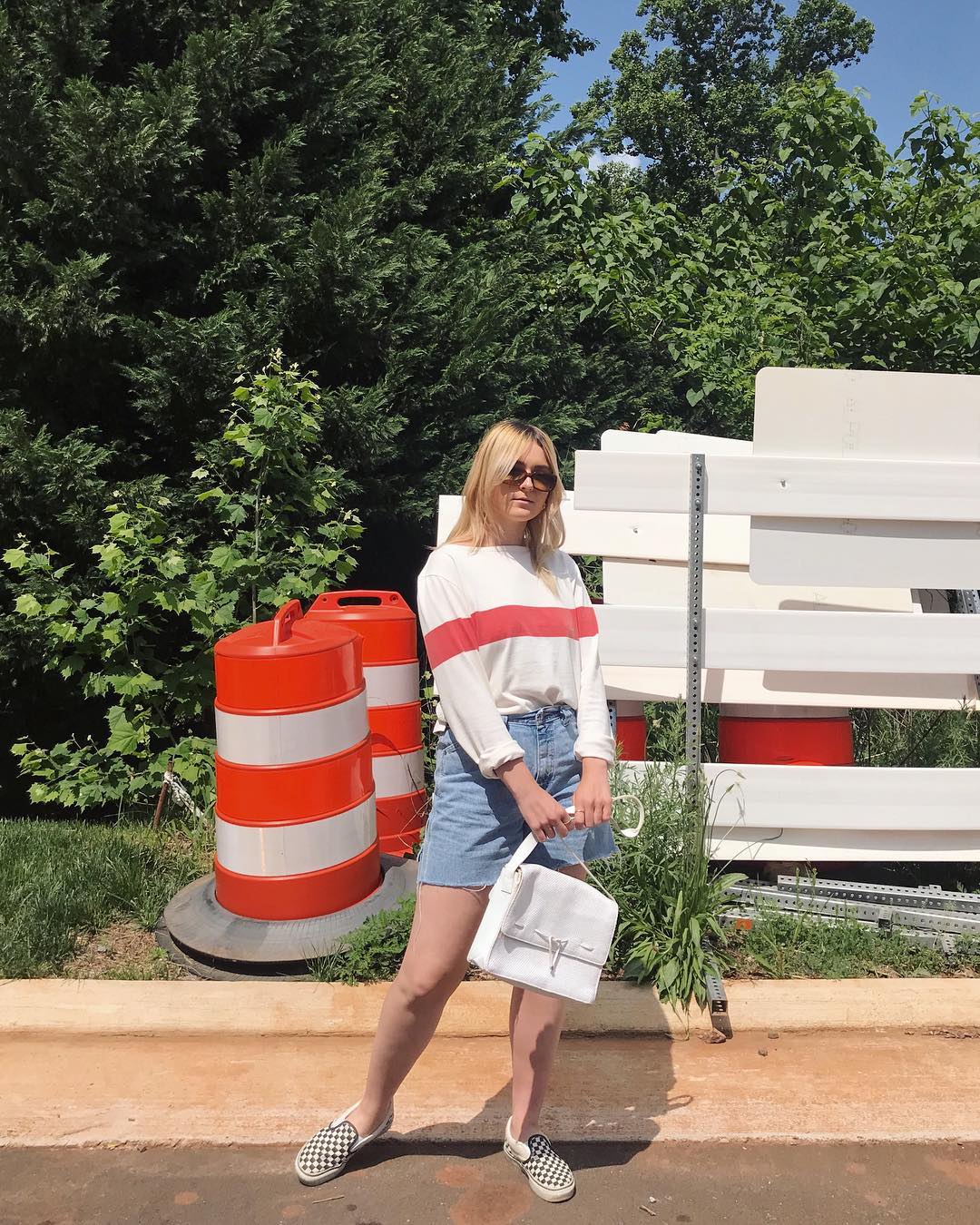 outfits with red checkered vans