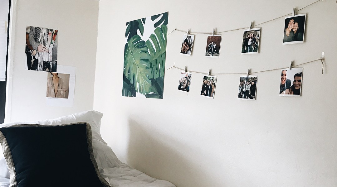 8 Dreamy Dorms That Will Inspire Every Minimalist 1 minimal dorm decor