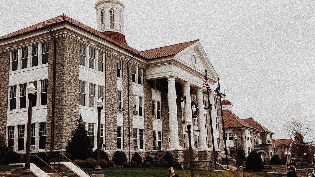 What It's Like to Take the Hardest College Majors 1 Hardest College Majors