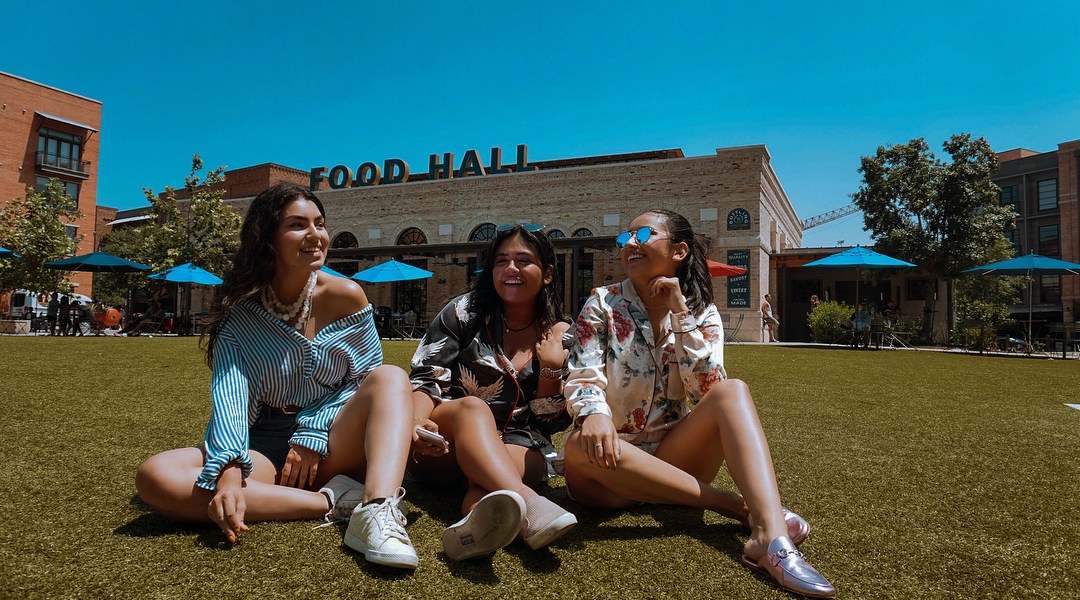 Tips to Help You Survive the First Day of College, Because It's Scary for Everyone 1 First Day Of College