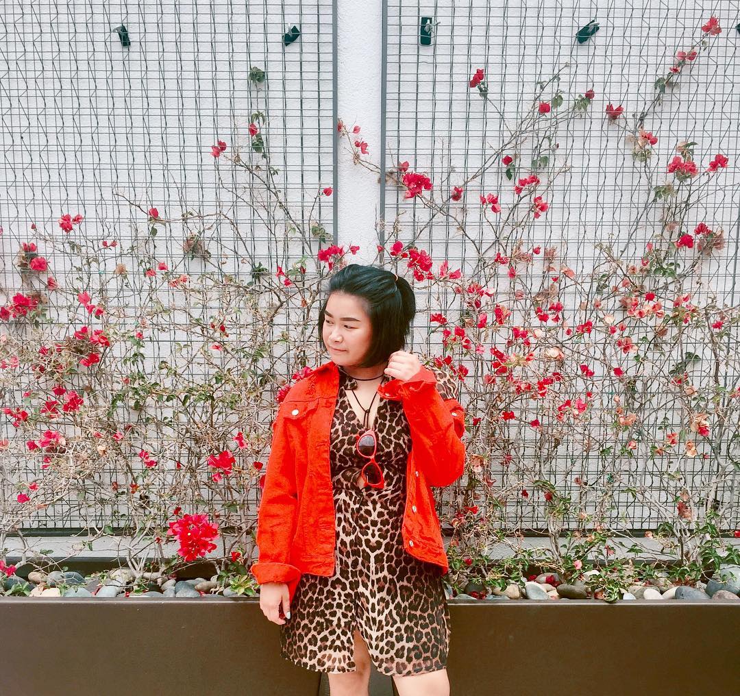 How To Wear Animal Print For Fall With Red
