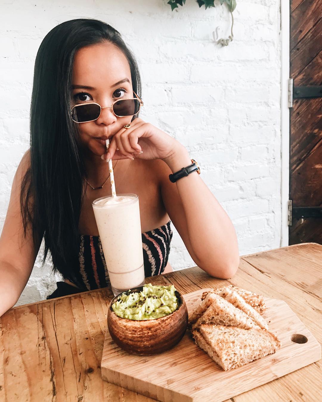 Your July Style Horoscope Has Arrived: These Are the Sunglasses You Should Wear Based on Your Zodiac Sign 8 Rectangle Sunglasses Based On Zodiac Sign Cancer