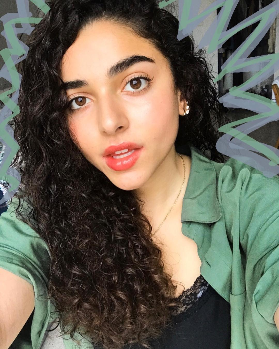Back-to-School Makeup Looks That Will Make Your First Week a Breeze 5