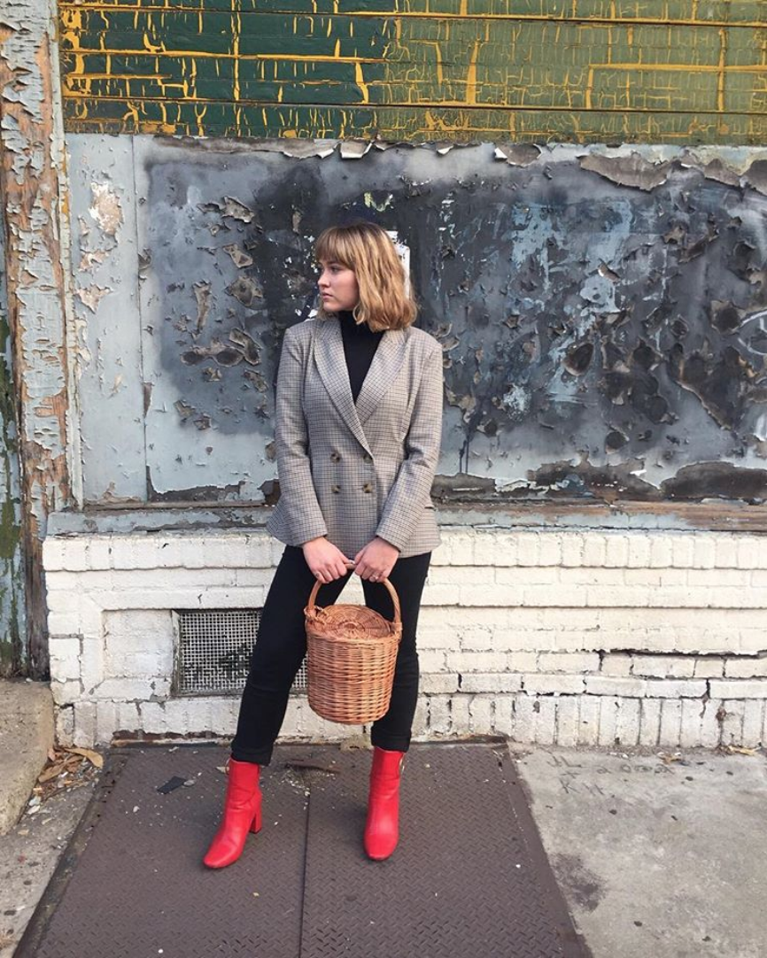 Here's How Our Community Members Are Styling Their Favorite Fall Sweater Outfits 26