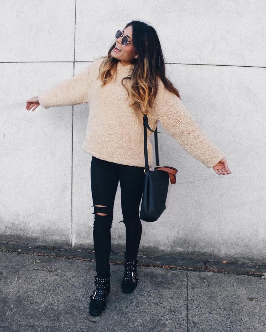 15 Simple Fall Outfits to Make Getting Ready a Breeze