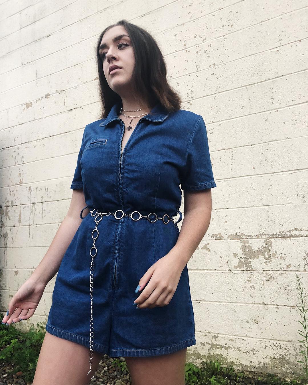 7 Fall Outfit Ideas You Can Actually Wear in Warm Weather 12