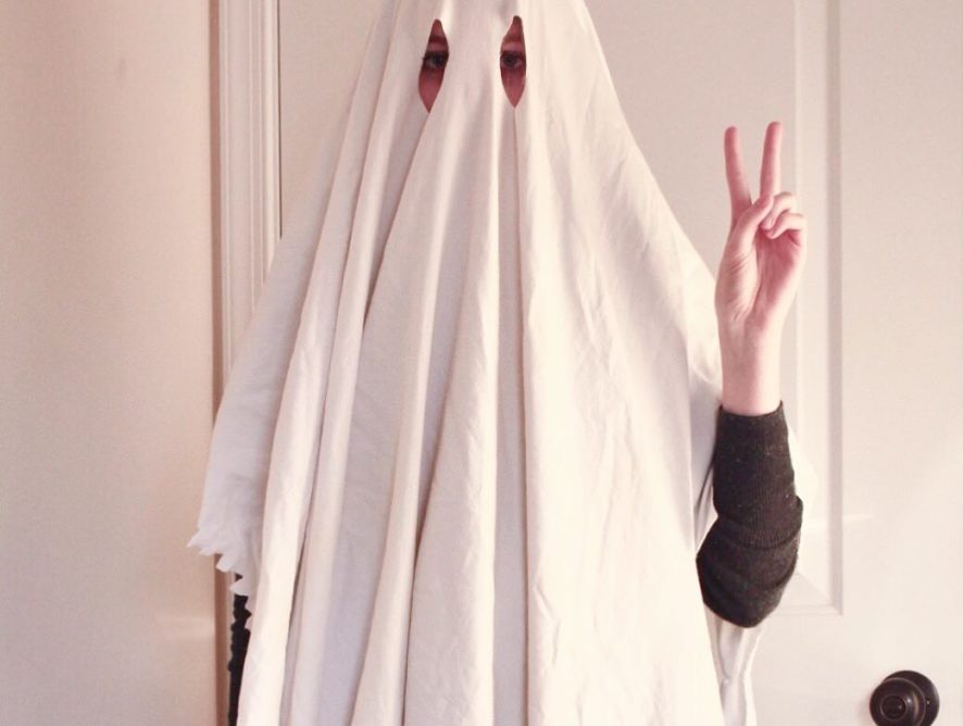 14 Last Minute Halloween Costumes (Because We Won't Let You Be a Black Cat Again)
