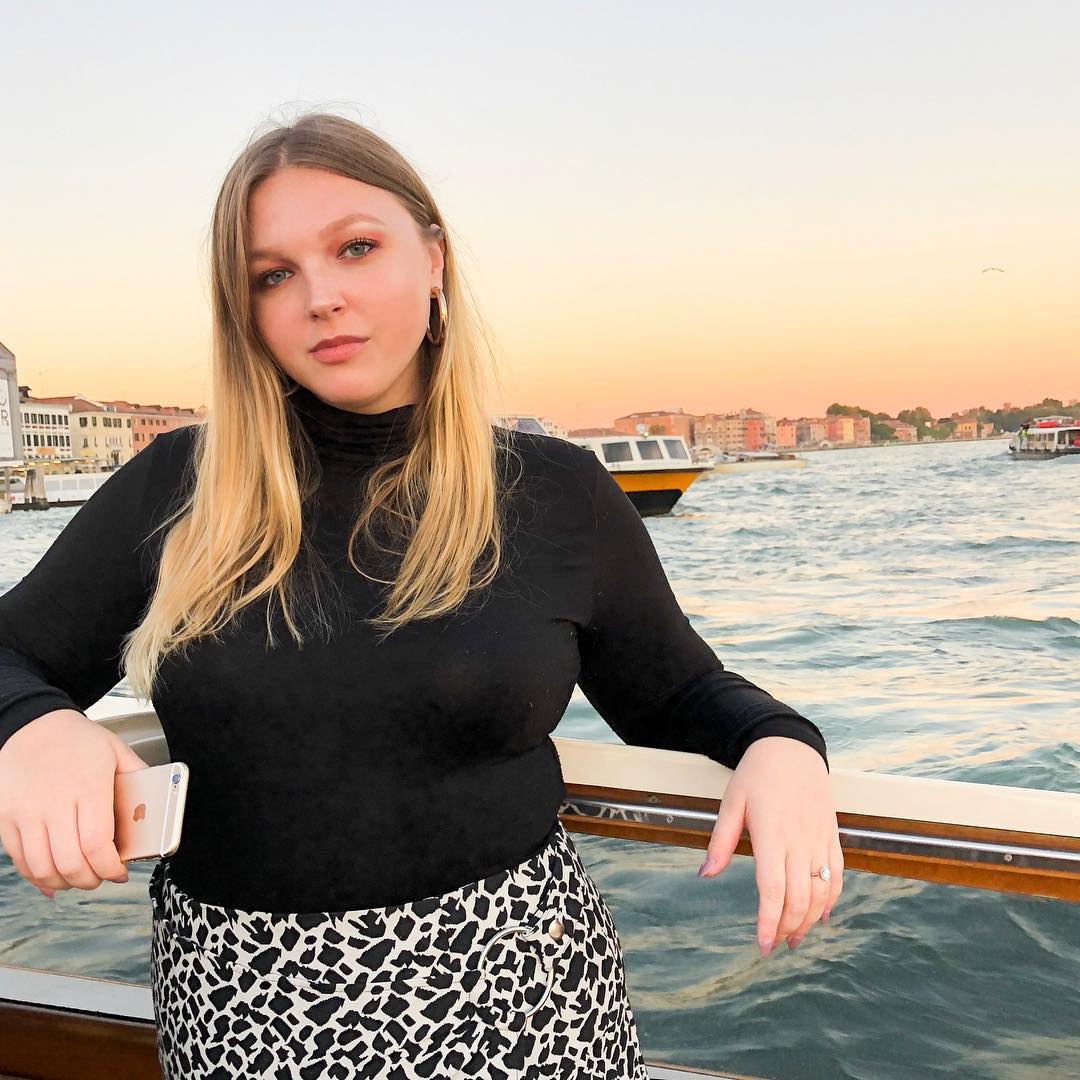 Wake Up and Try These 3 Morning Routines of Successful Women 7 https://www.instagram.com/p/BorEHimHJ-7/?taken-by=oliviamuenter