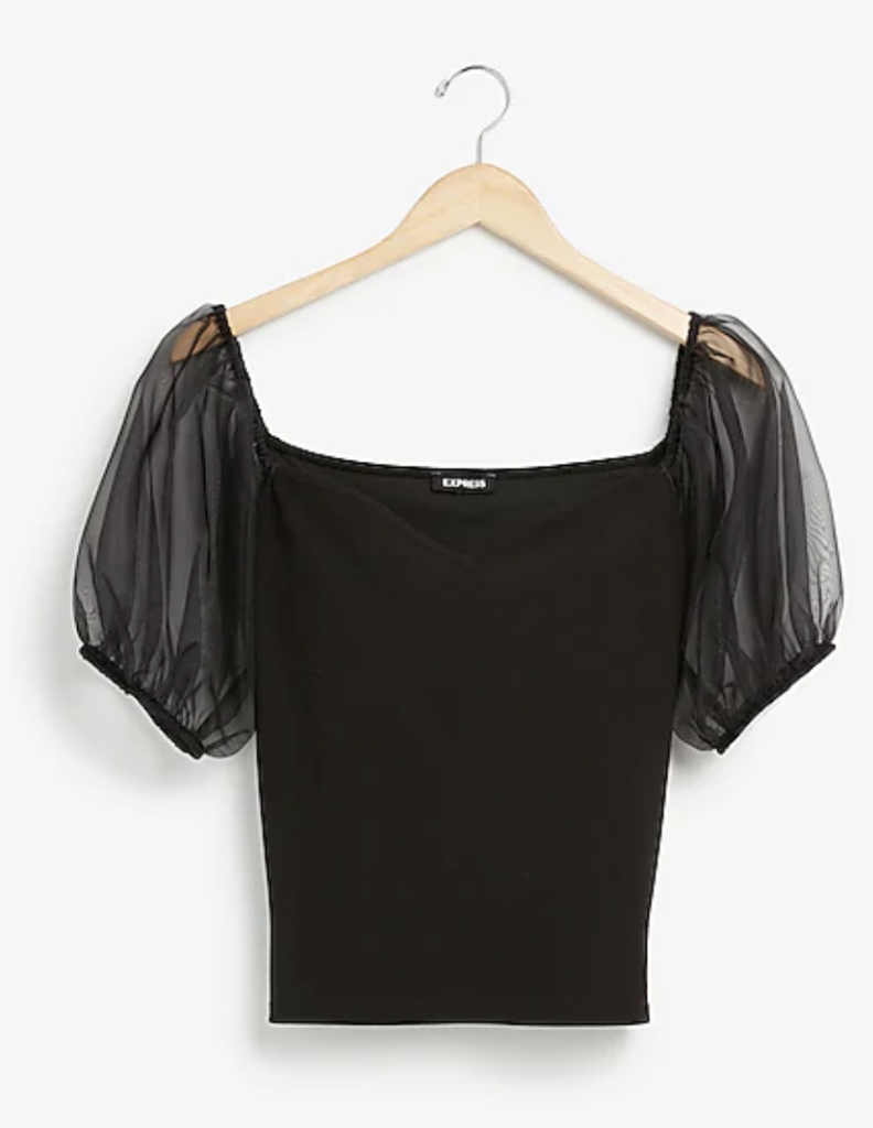Proof That Puff Sleeves Are Back and Chicer Than Ever 4