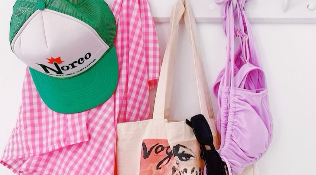 How to Style Trucker Hats This Summer 1