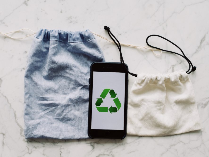 Ditch Fast Fashion: A Helpful Guide to Educate Yourself on Fashion Sustainability