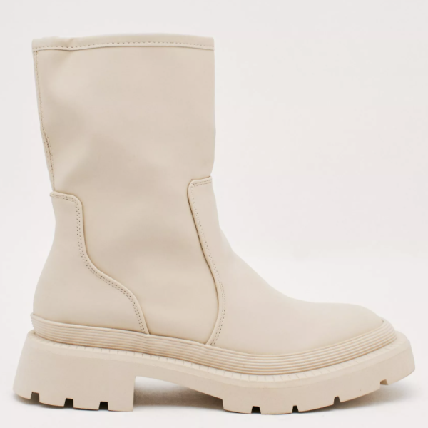 Splurge vs. Steal: The Best Fall Boots to Add to Your Cart Right Now 8