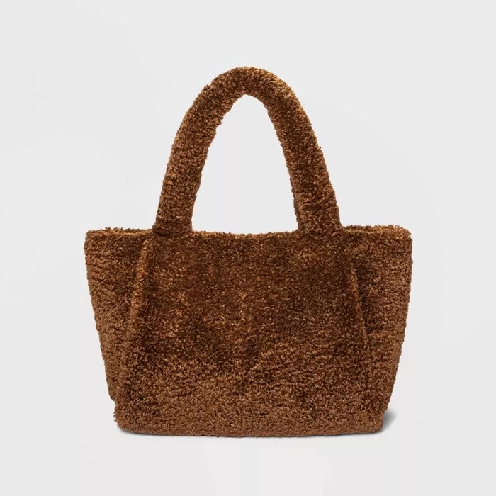 Splurge Vs. Steal: The Best Winter Handbags of 2022 6