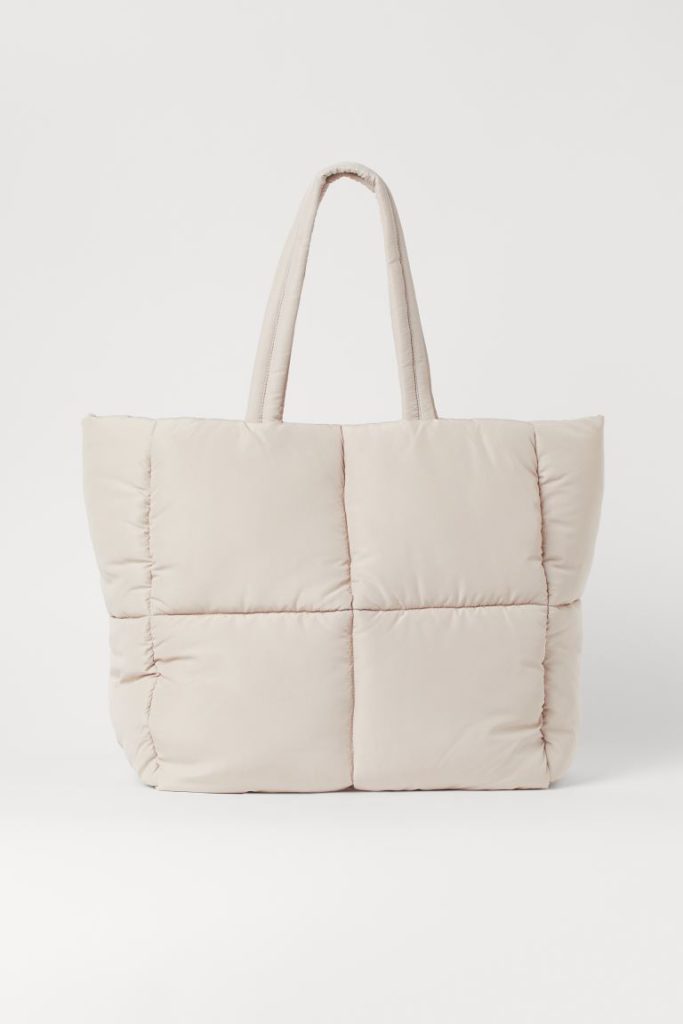Splurge Vs. Steal: The Best Winter Handbags of 2022 12