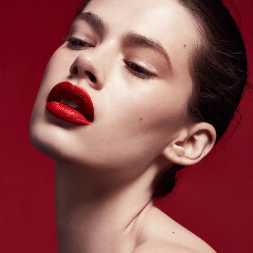 NYE Makeup Looks to Kick Off The New Year Flawlessly 10