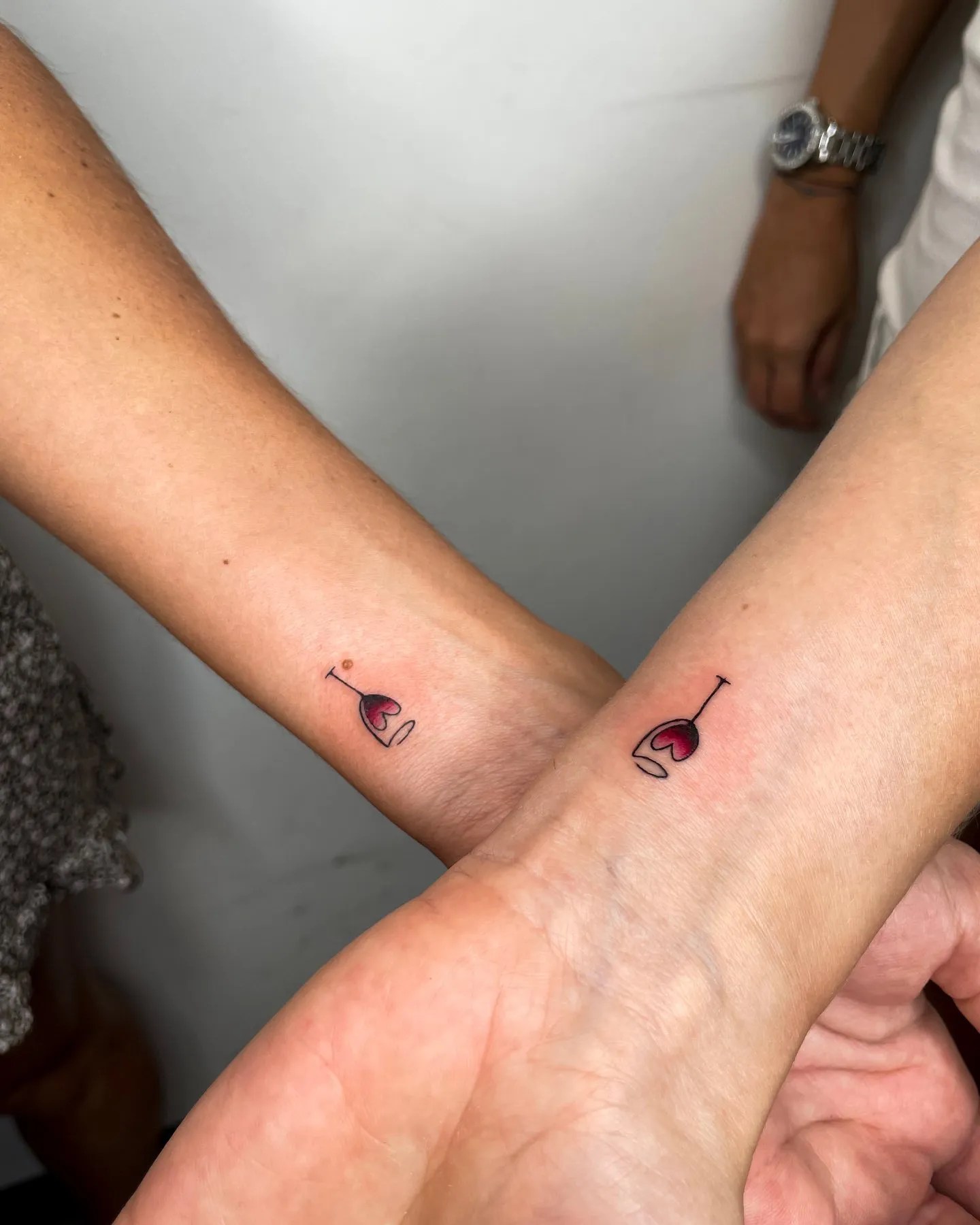 32 Popular Small Tattoo Ideas for Best Friends | Besties, Tatoveringer