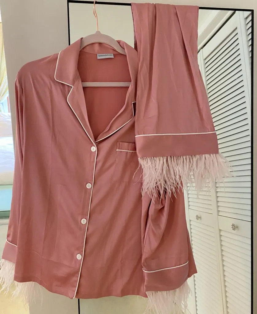 How To DIY Trending Feather Pajamas 10
