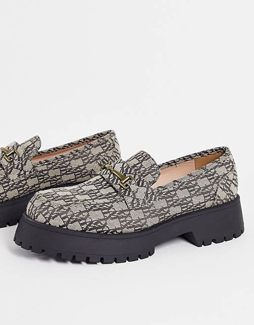 The 8 Chunky Loafers You’ll Want to Wear All Season