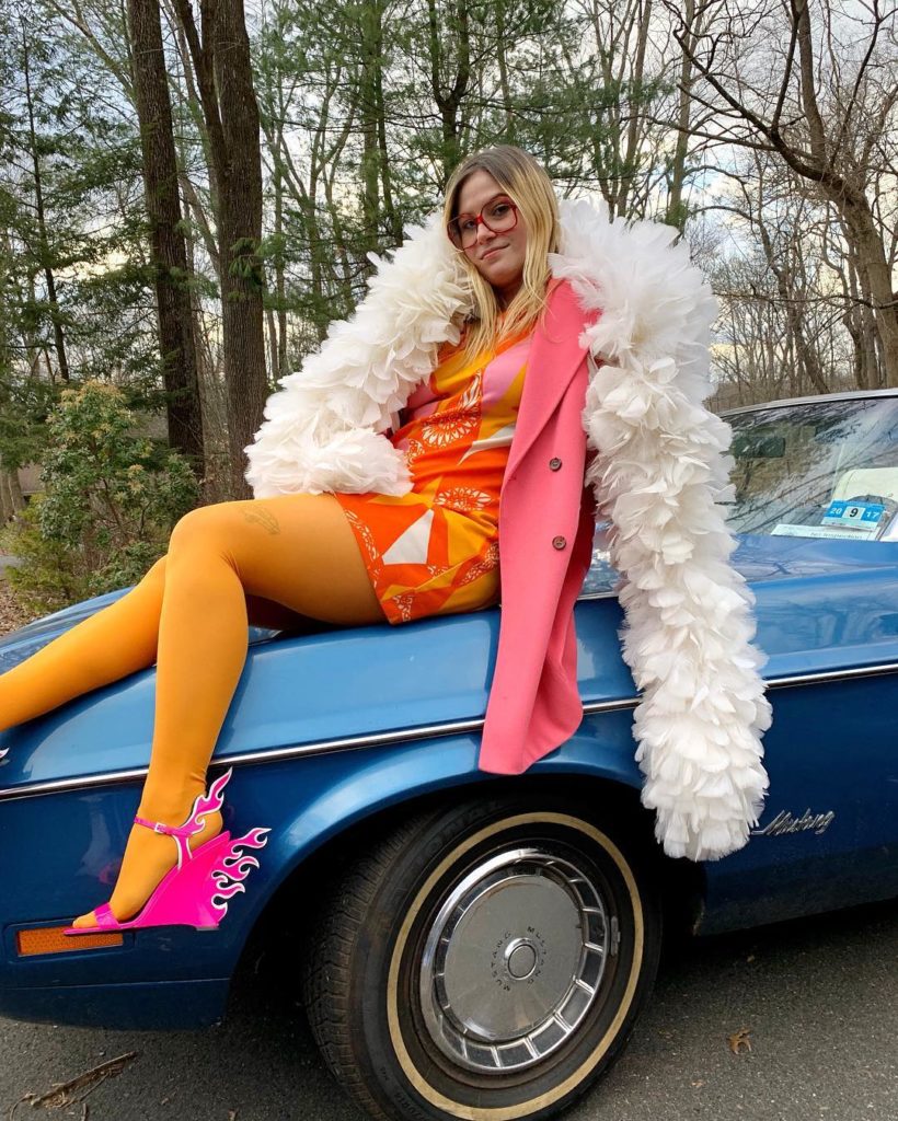 Here's How To Style Unconventional Color Combinations This Winter 29