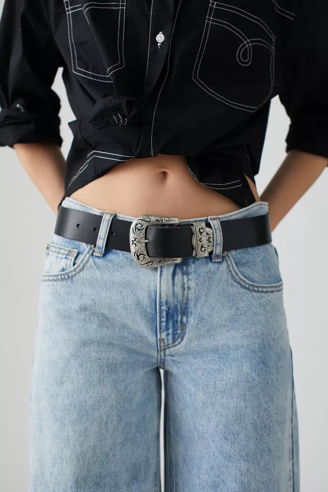 TikTok's Coastal Cowgirl Aesthetic Is Your New Spring Vibe 42